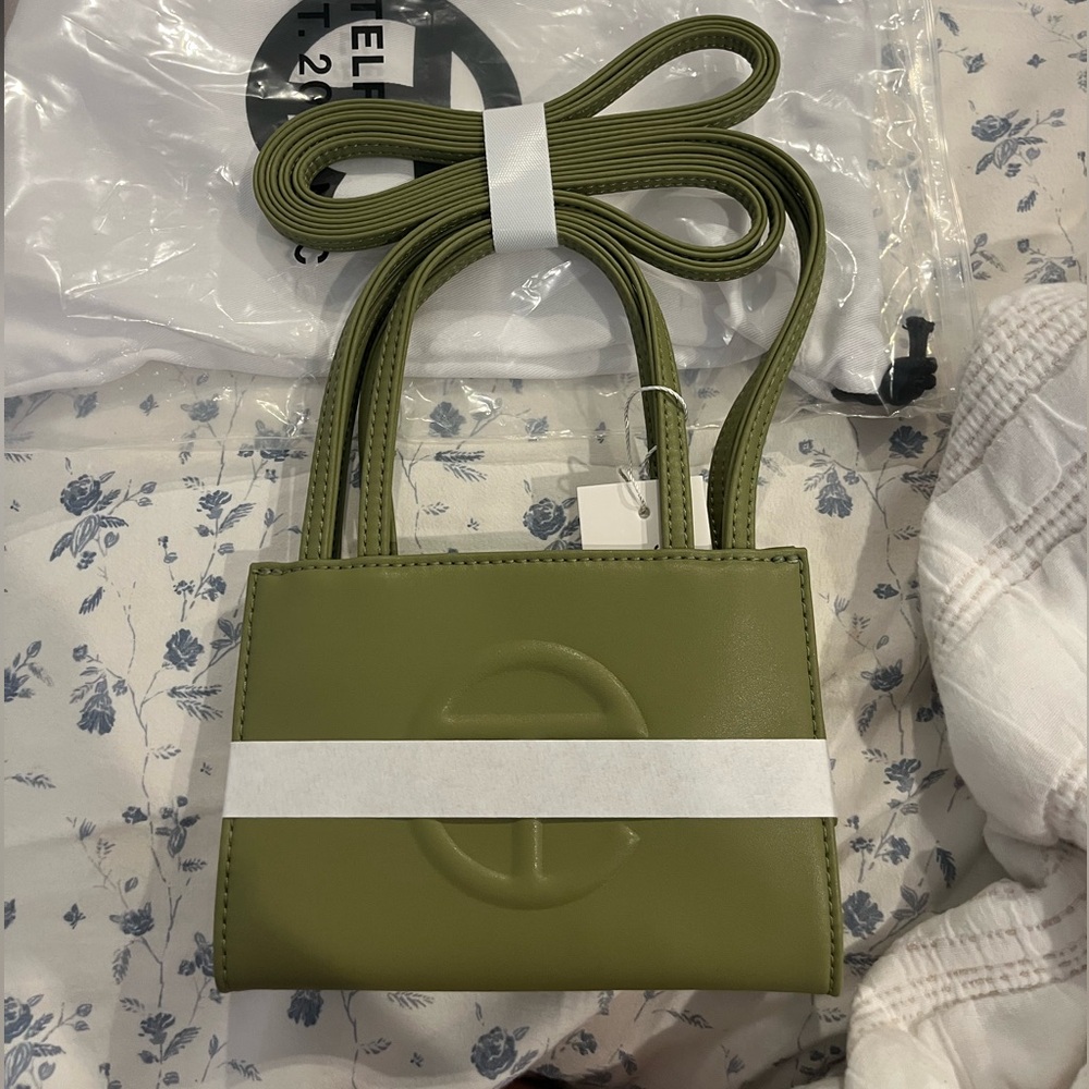 BRAND NEW SMALL TELFAR SHOPPING BAG IN THE COLOR DRAB